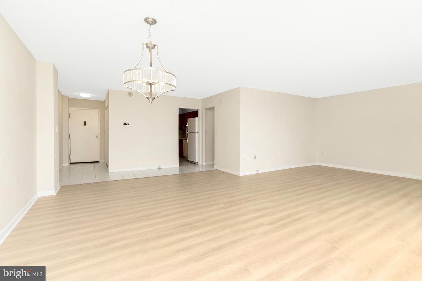 205 E Joppa #2706 photo 16