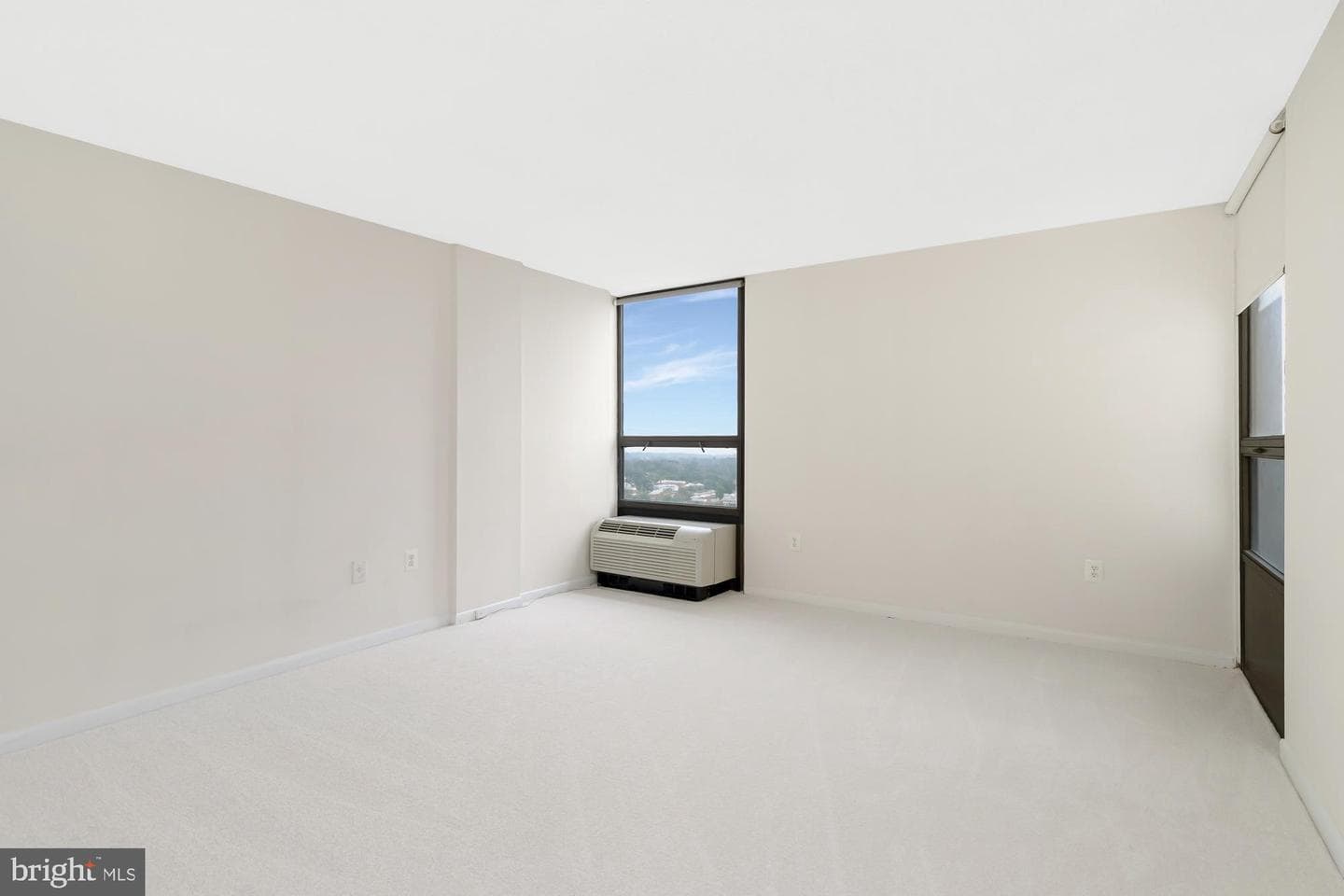 205 E Joppa #2706 photo 24
