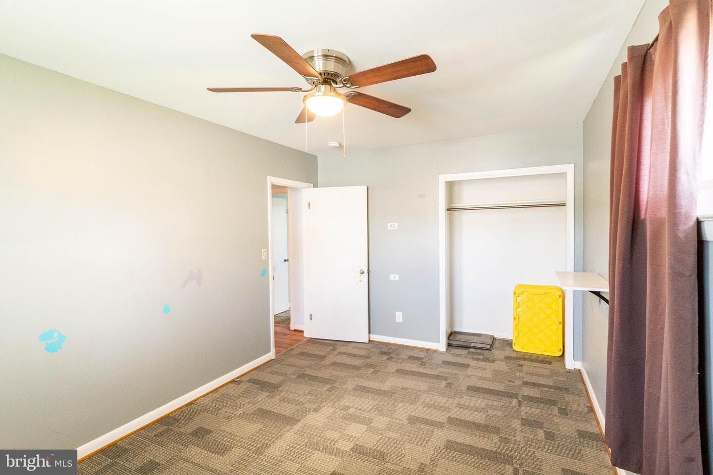 2403 Harwood photo 29