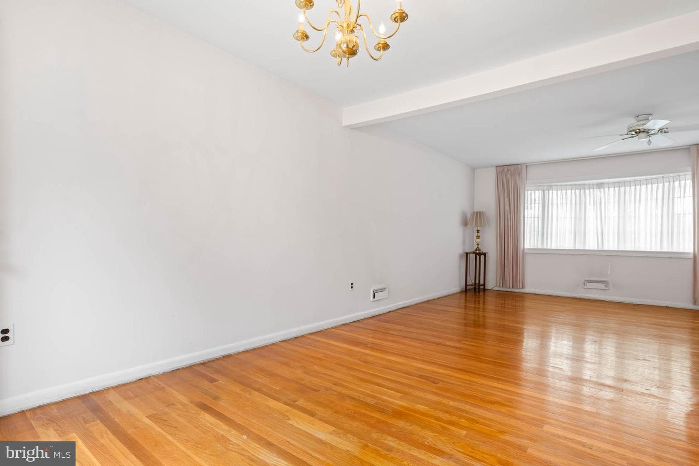 210 Rothwell Drive photo 13