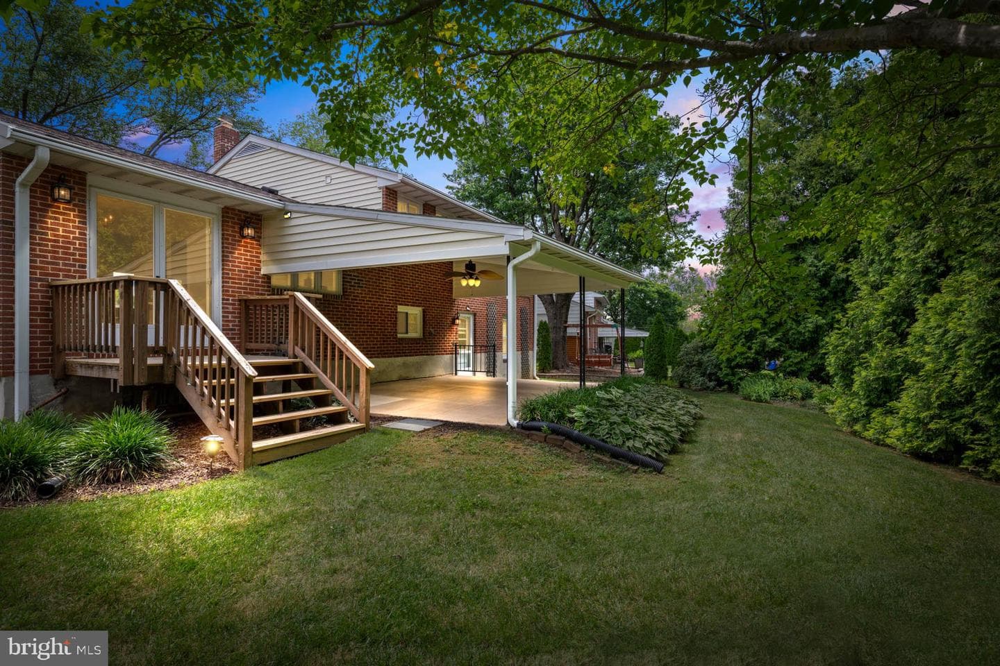 210 Rothwell Drive photo 3