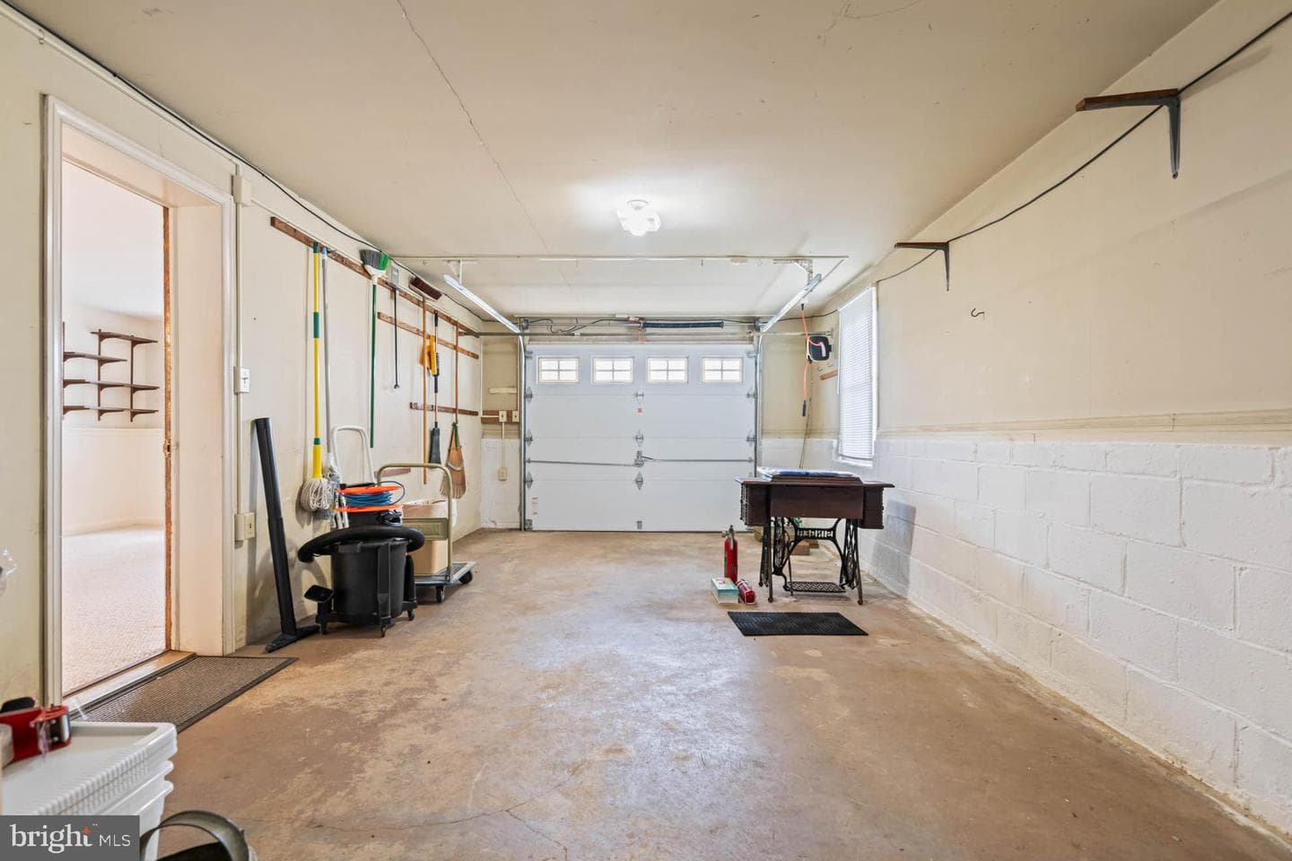 210 Rothwell Drive photo 43