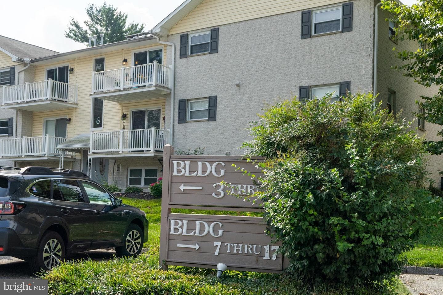 6 Warren Lodge Ct #2d photo 3