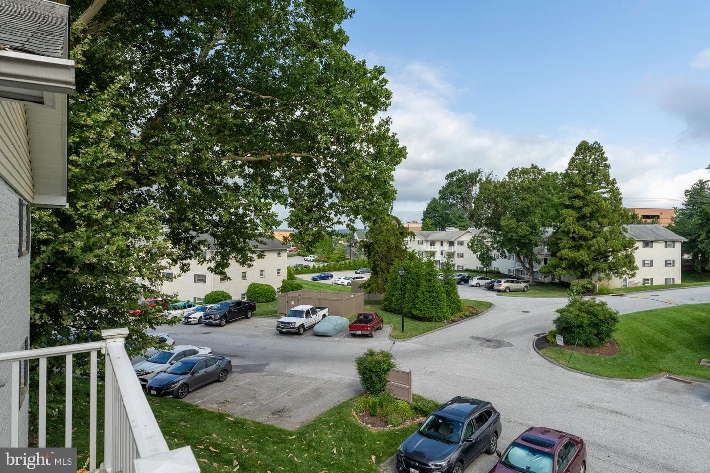 6 Warren Lodge Ct #2d photo 34