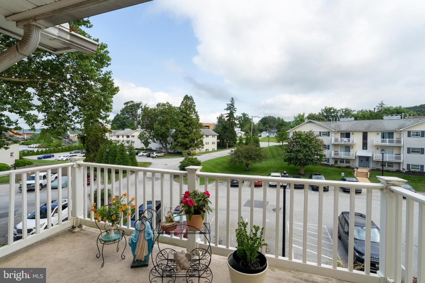 6 Warren Lodge Ct #2d photo 35