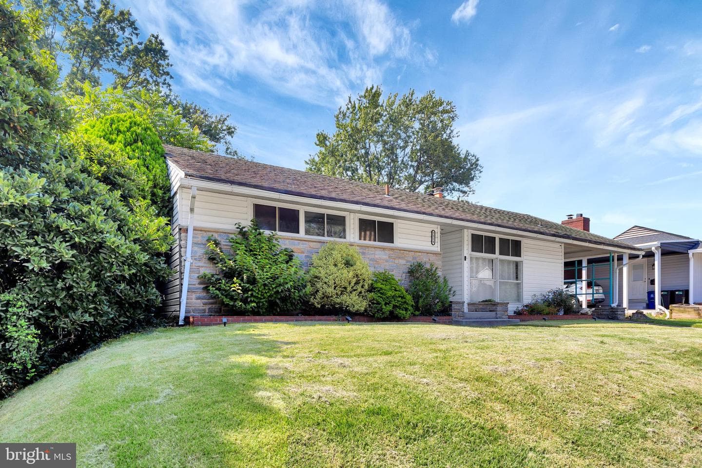 7514 Far Hills Drive photo 1