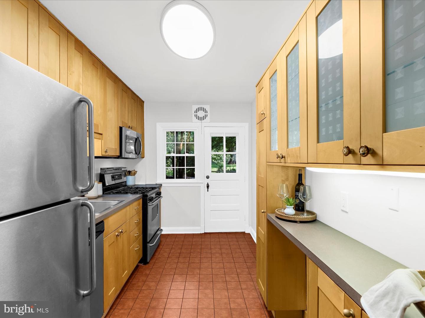 218 Blenheim Road photo 10