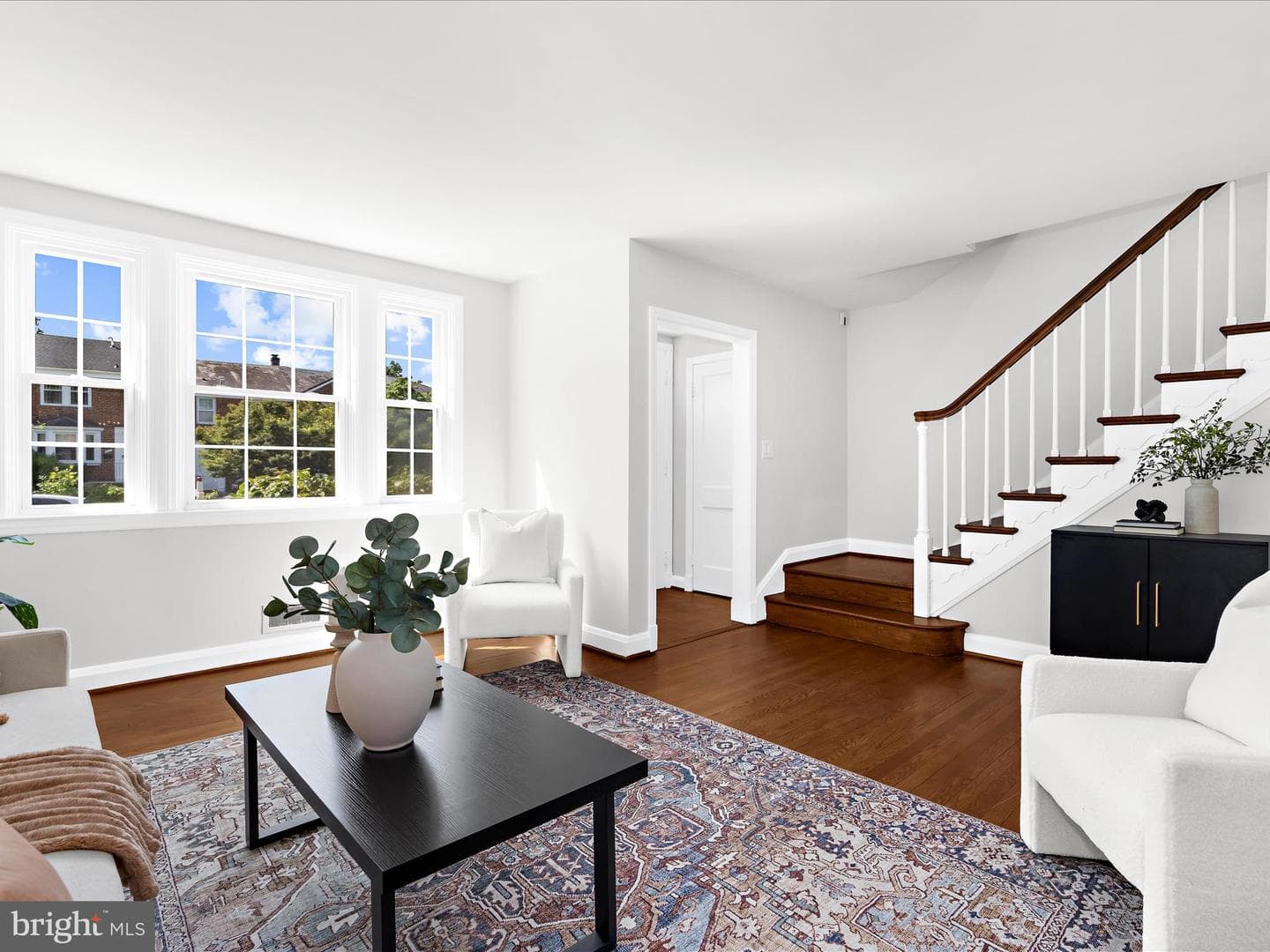218 Blenheim Road photo 3