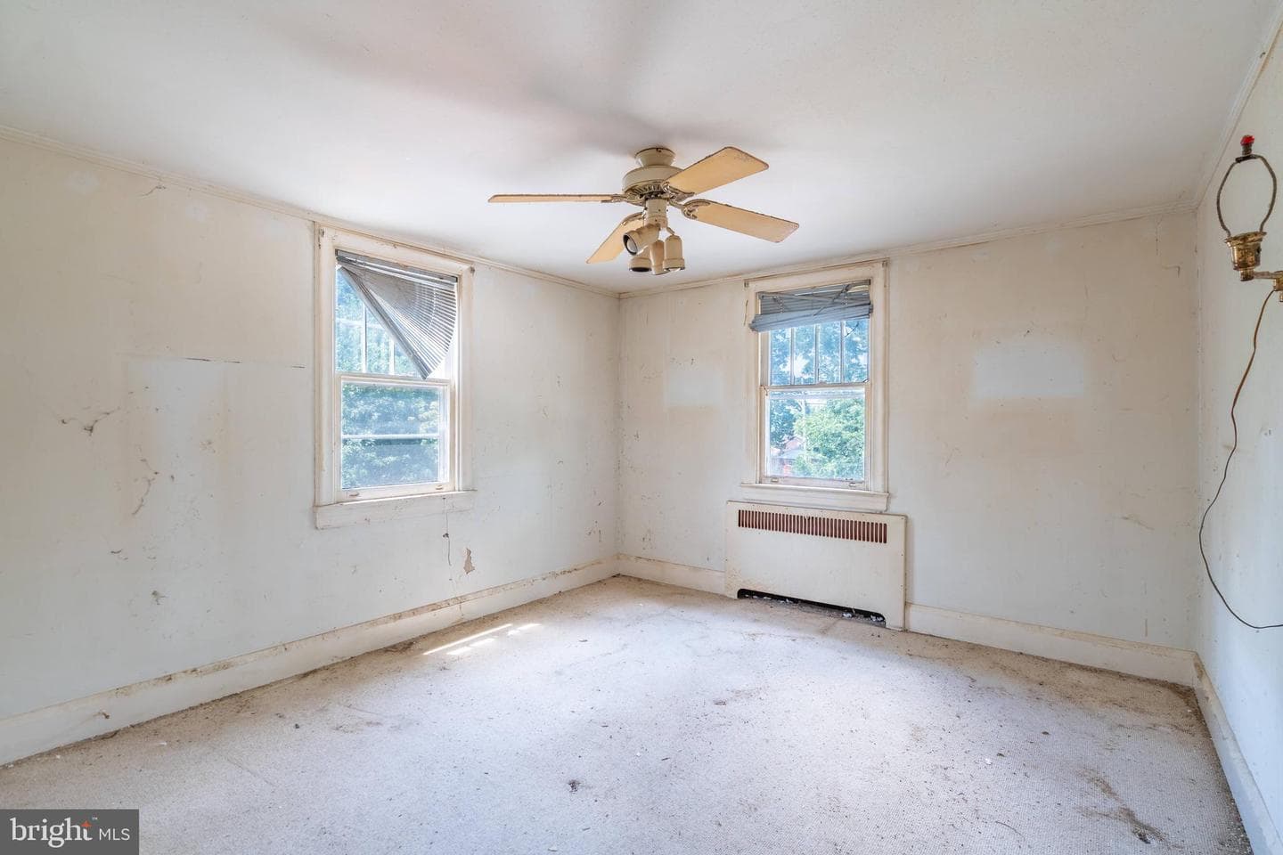 227 Clarendon Avenue photo 11