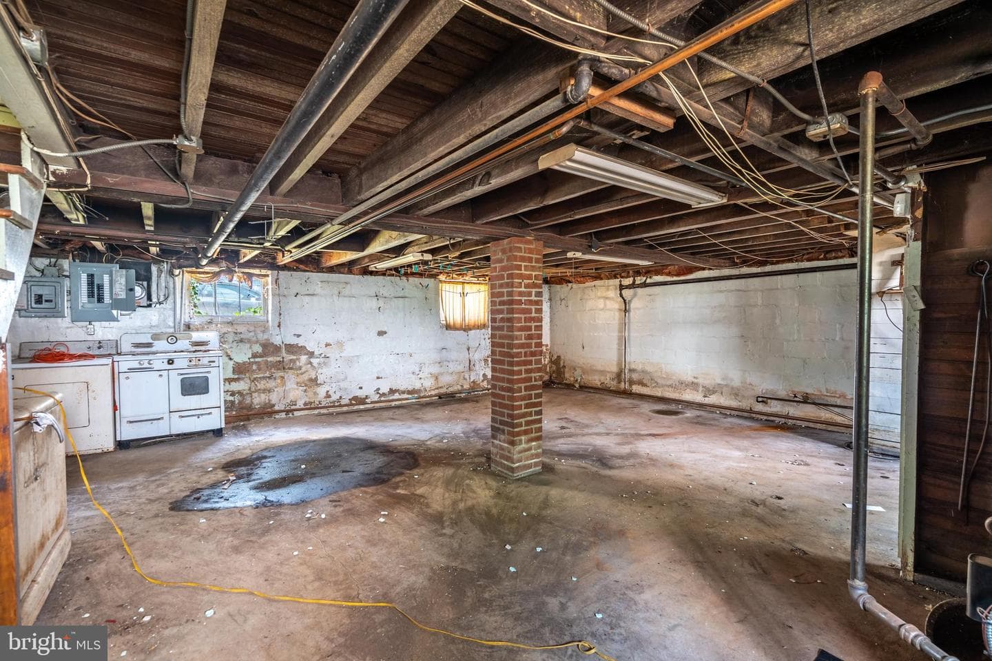 227 Clarendon Avenue photo 15