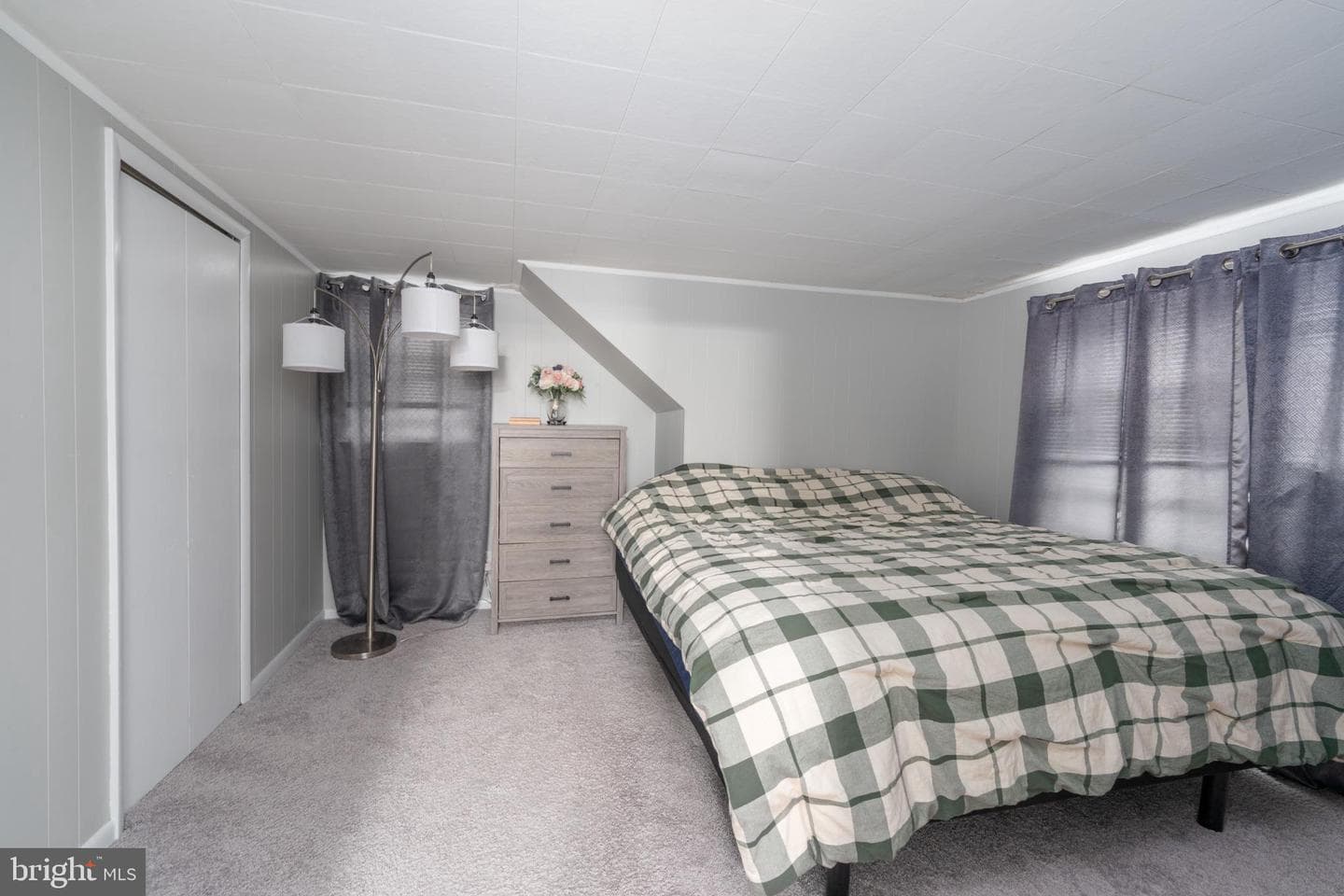 2519 Wycliffe Road photo 10