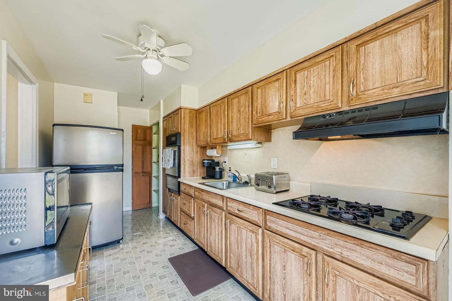 1611 Gray Haven Court photo 10