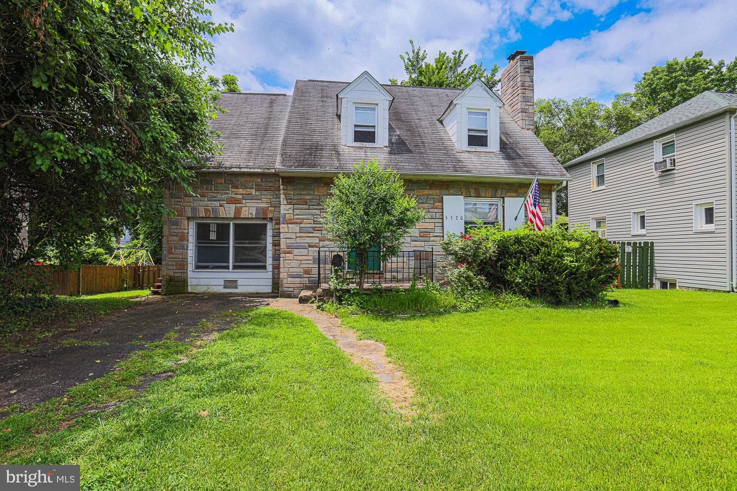 5520 Thomas Avenue photo 2