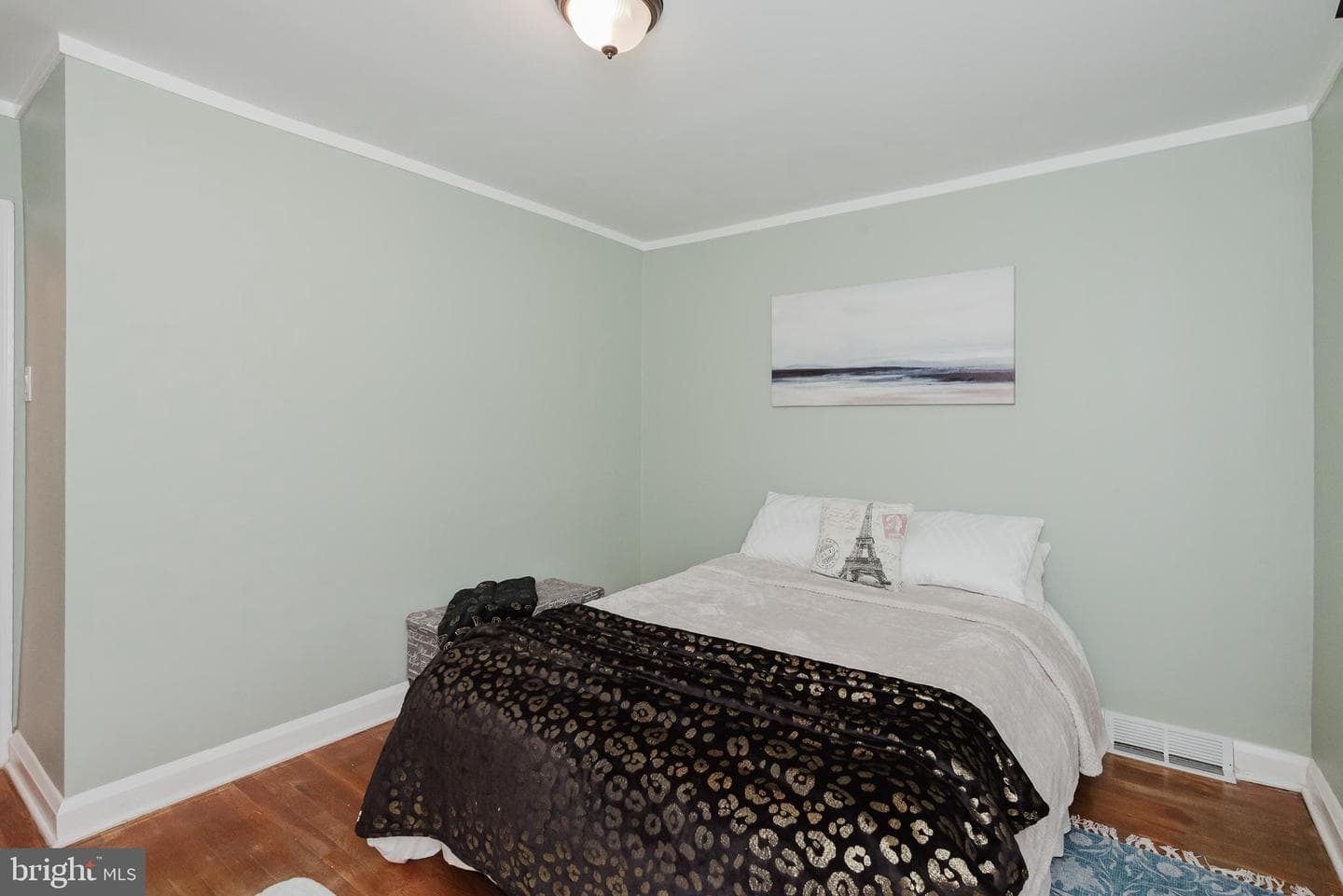 570 47th Street photo 17
