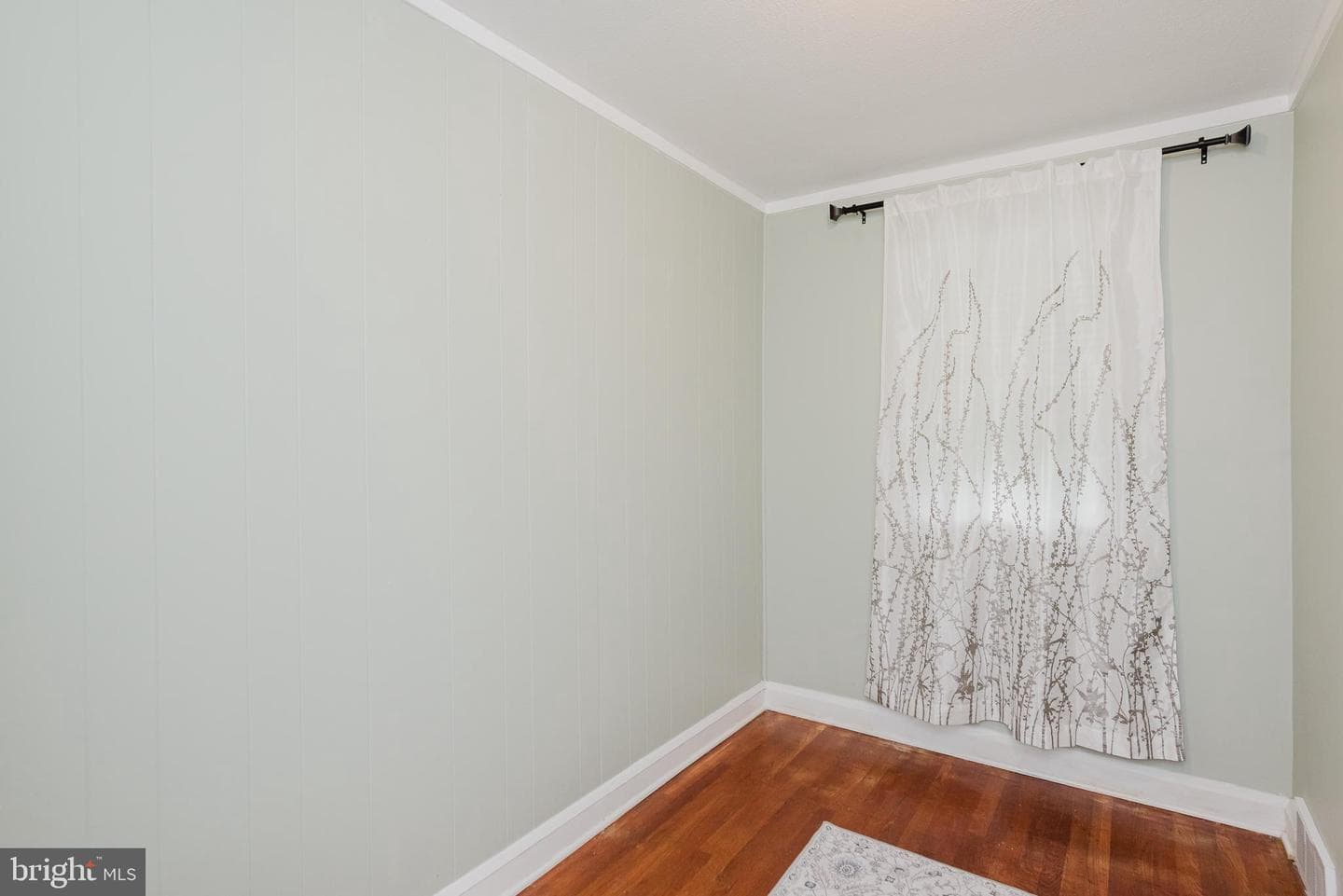 570 47th Street photo 24