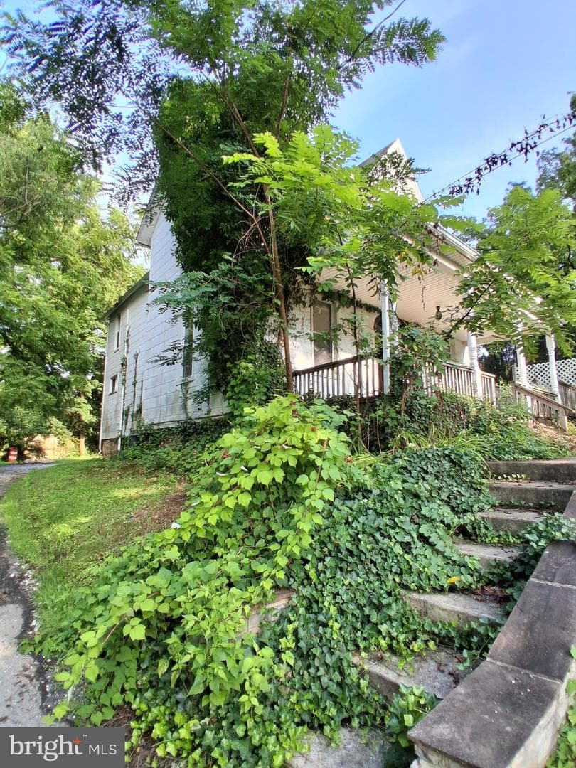 7725 York Road photo 5