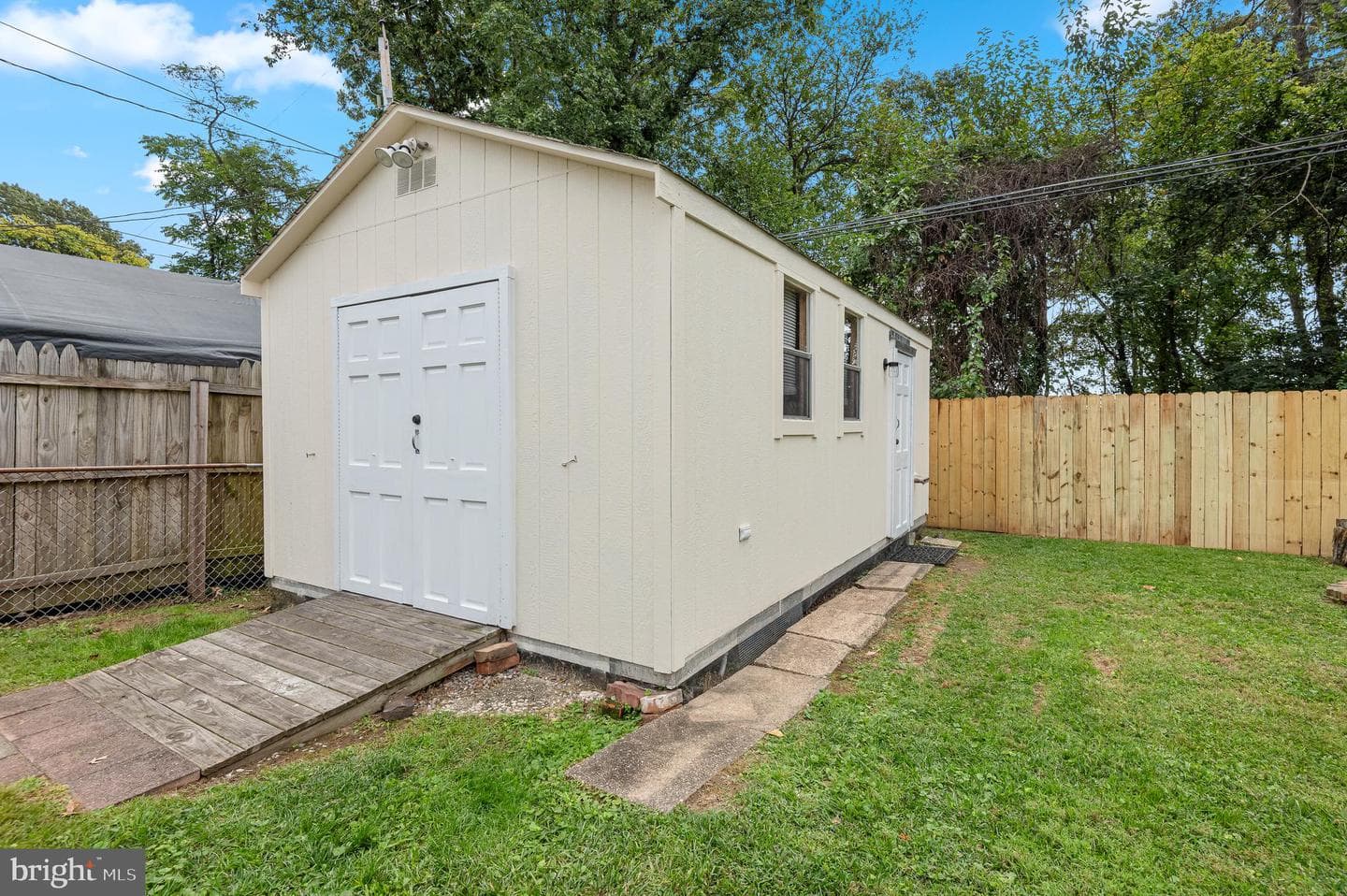 111 Compass Road photo 33