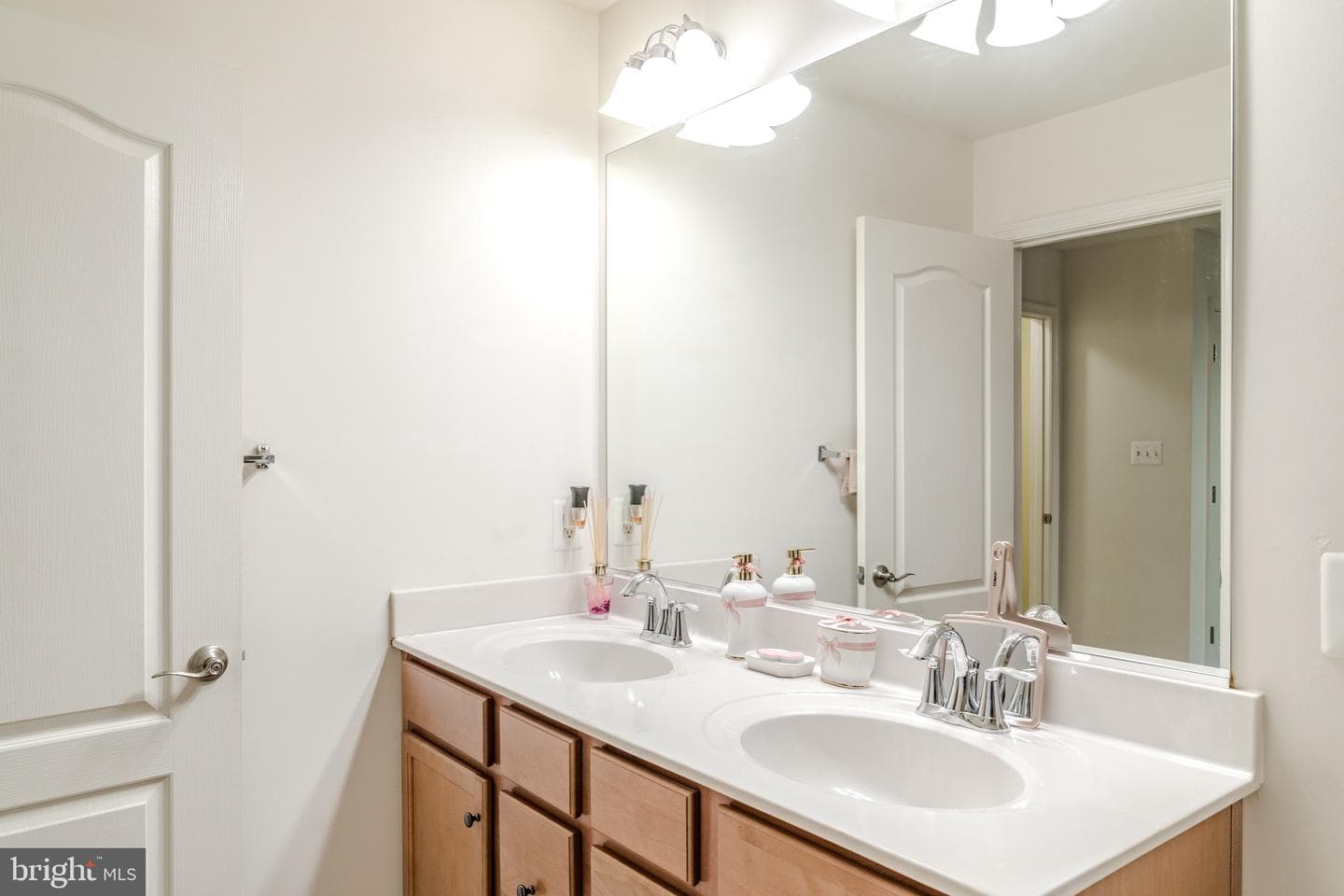 6276 McKay Circle photo 23