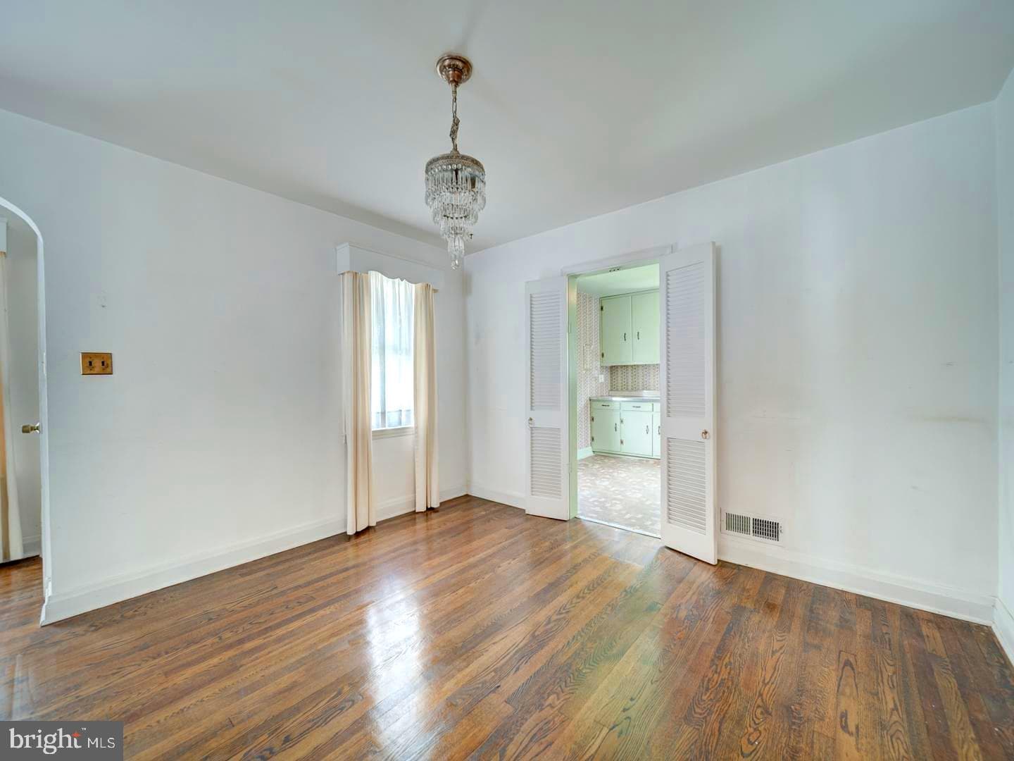 6505 Beechwood Road photo 12