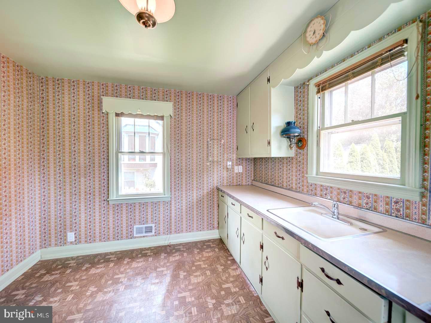 6505 Beechwood Road photo 17