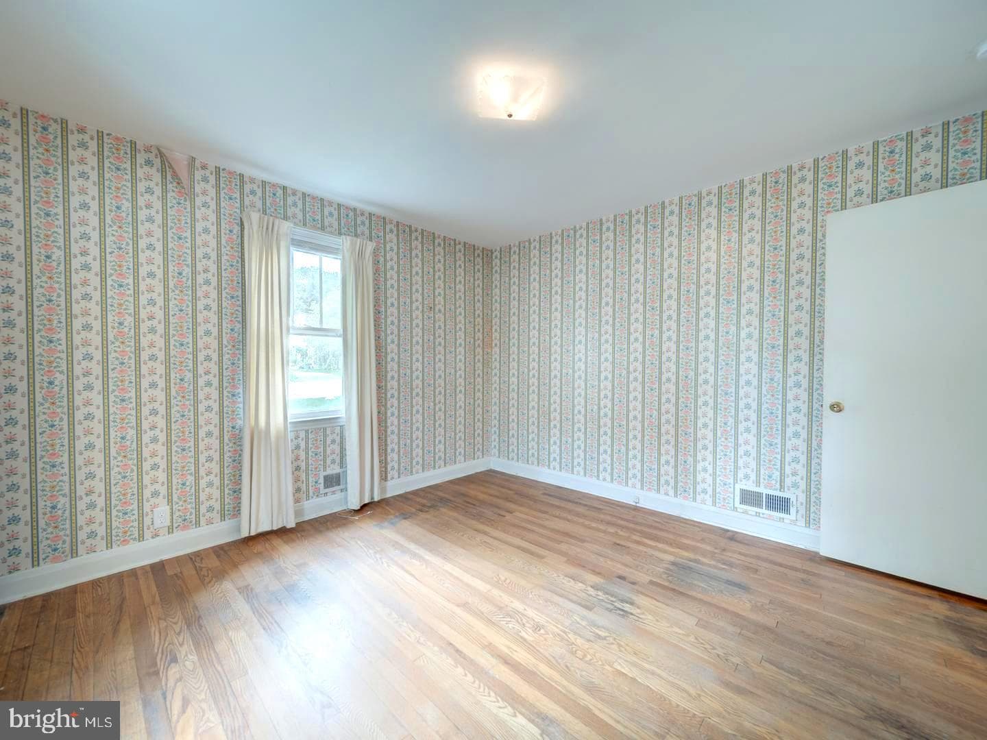 6505 Beechwood Road photo 20