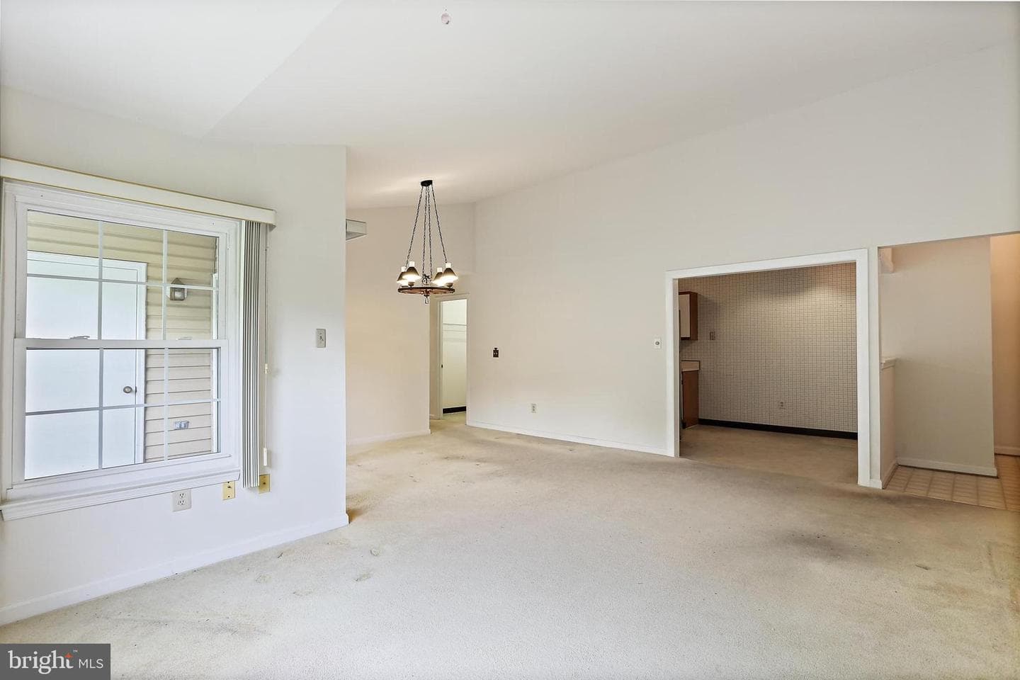 1 Ginford Place #303 photo 18