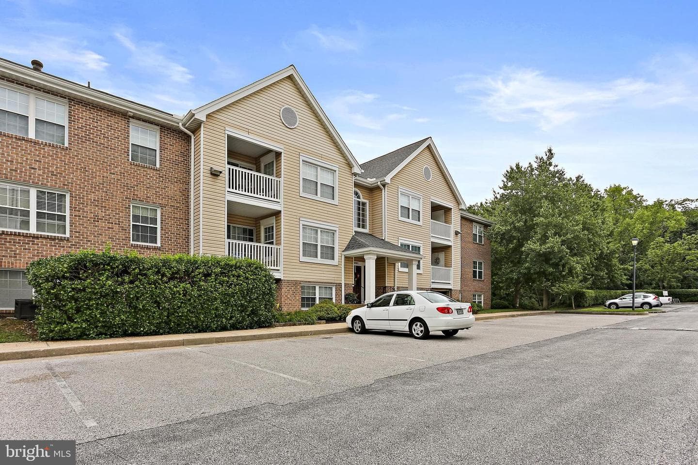 1 Ginford Place #303 photo 29