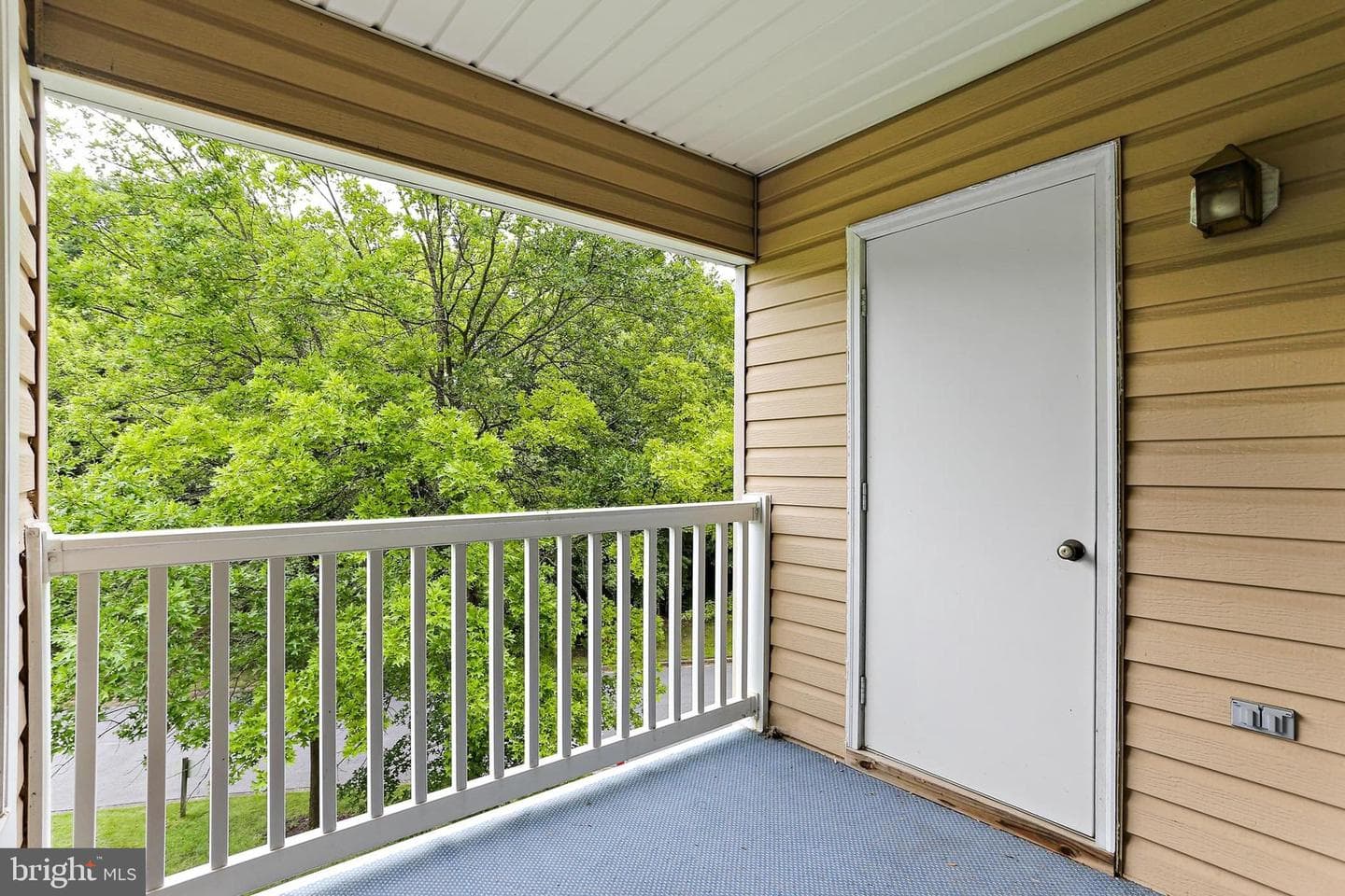 1 Ginford Place #303 photo 9