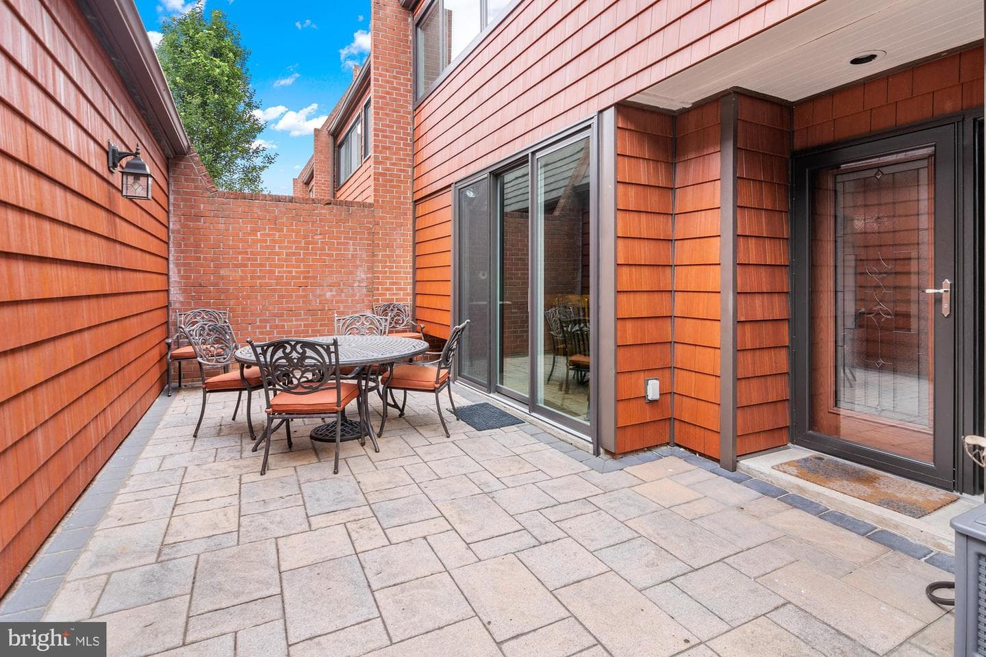 19 Coldwater Court photo 4