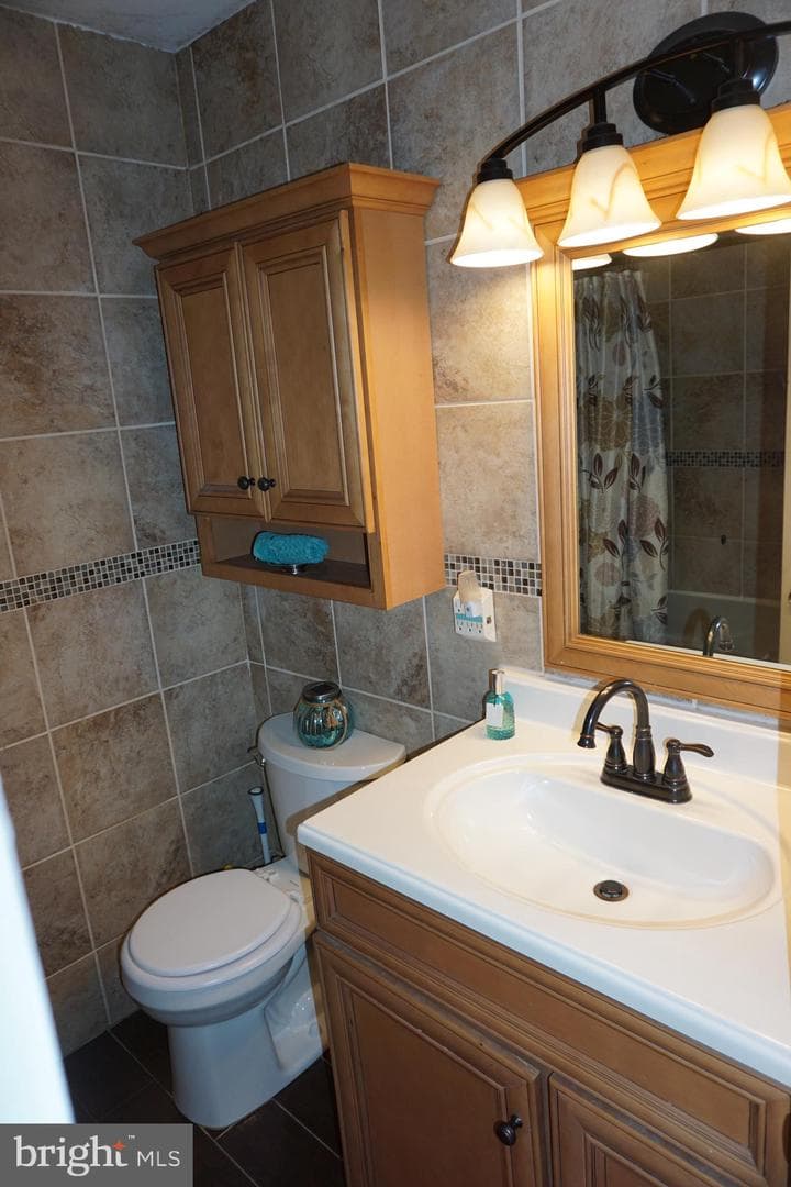 8610 Oak Road photo 45