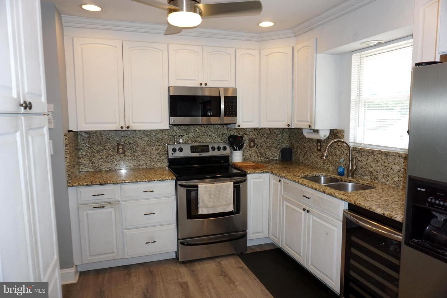 8610 Oak Road photo 8