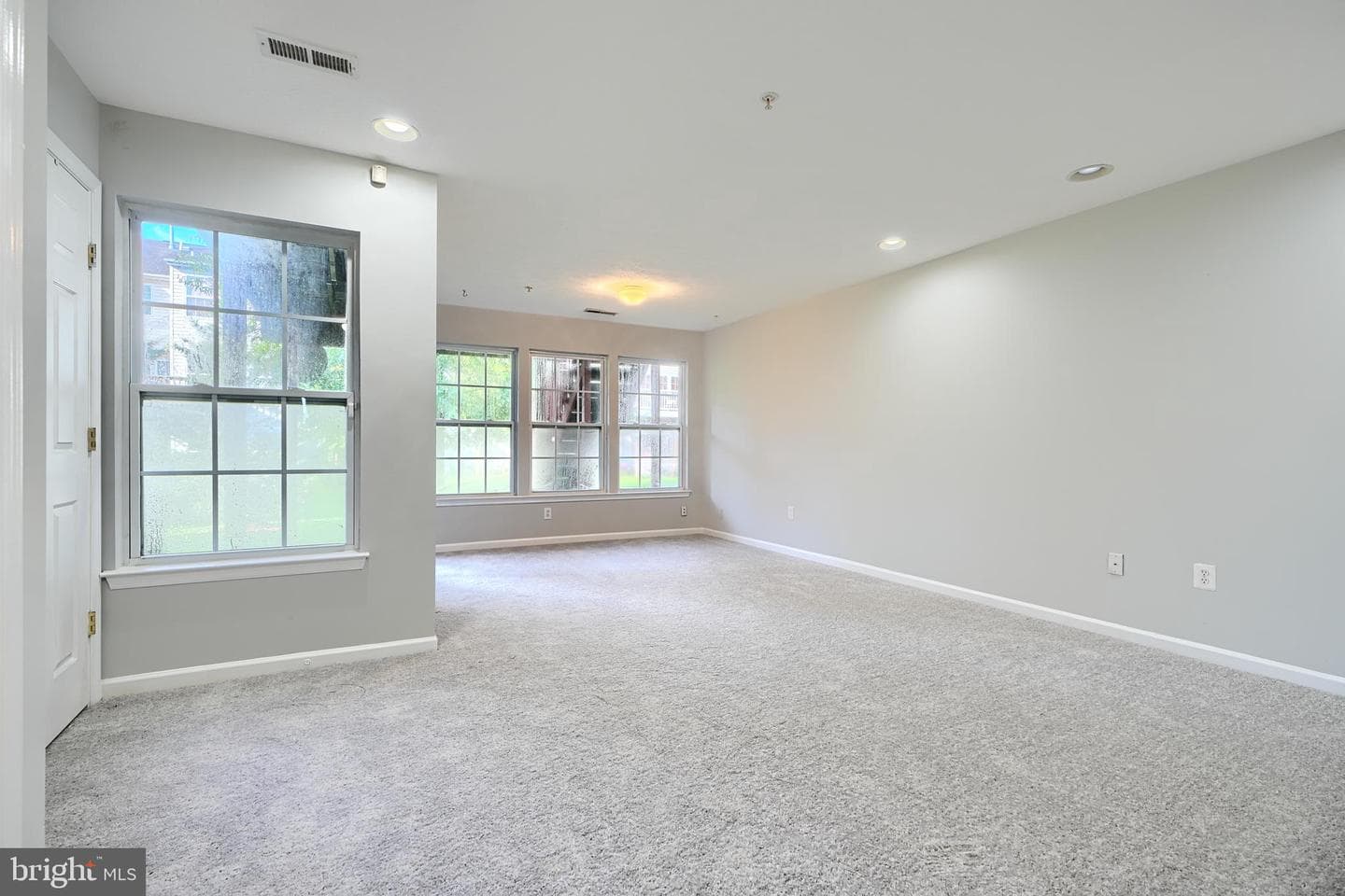 9863 Decatur Road photo 5