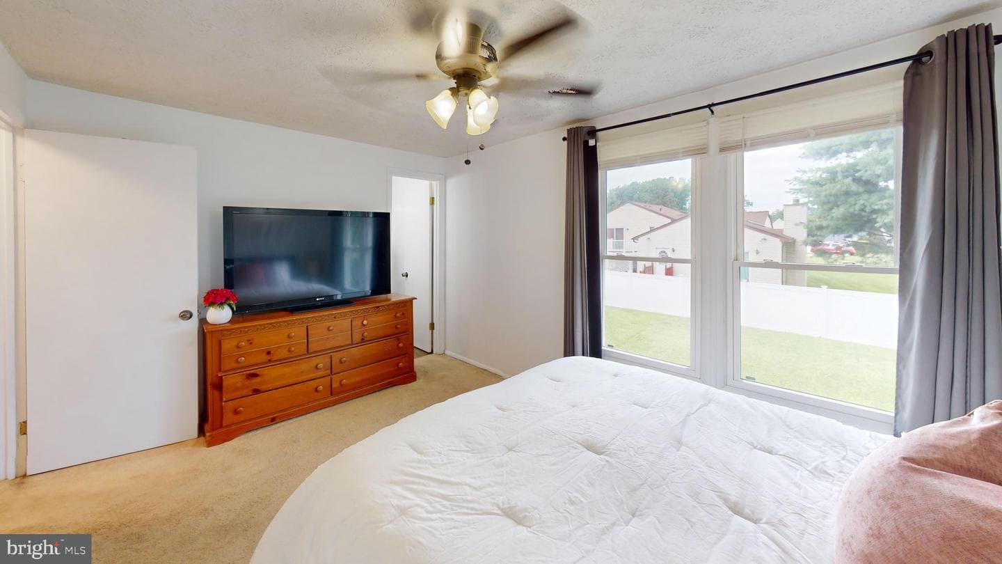 9622 Winands Road photo 16