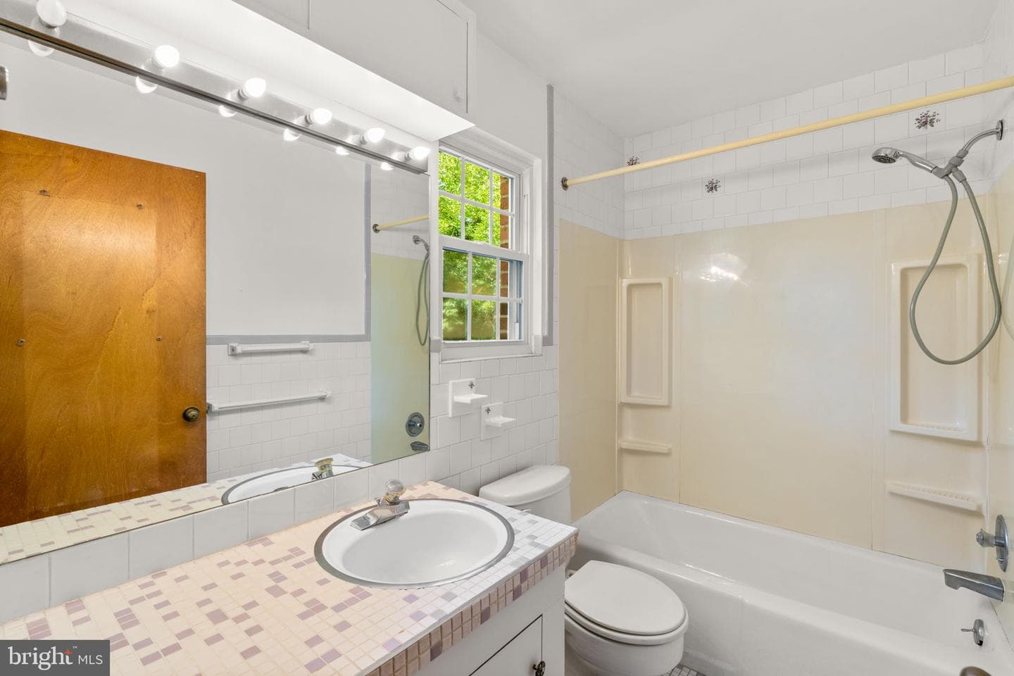 428 Montemar Avenue photo 15