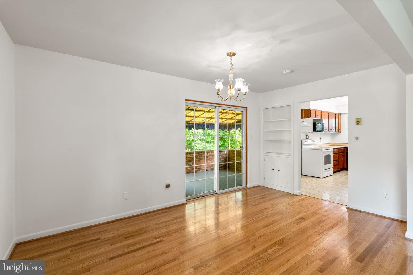 428 Montemar Avenue photo 5