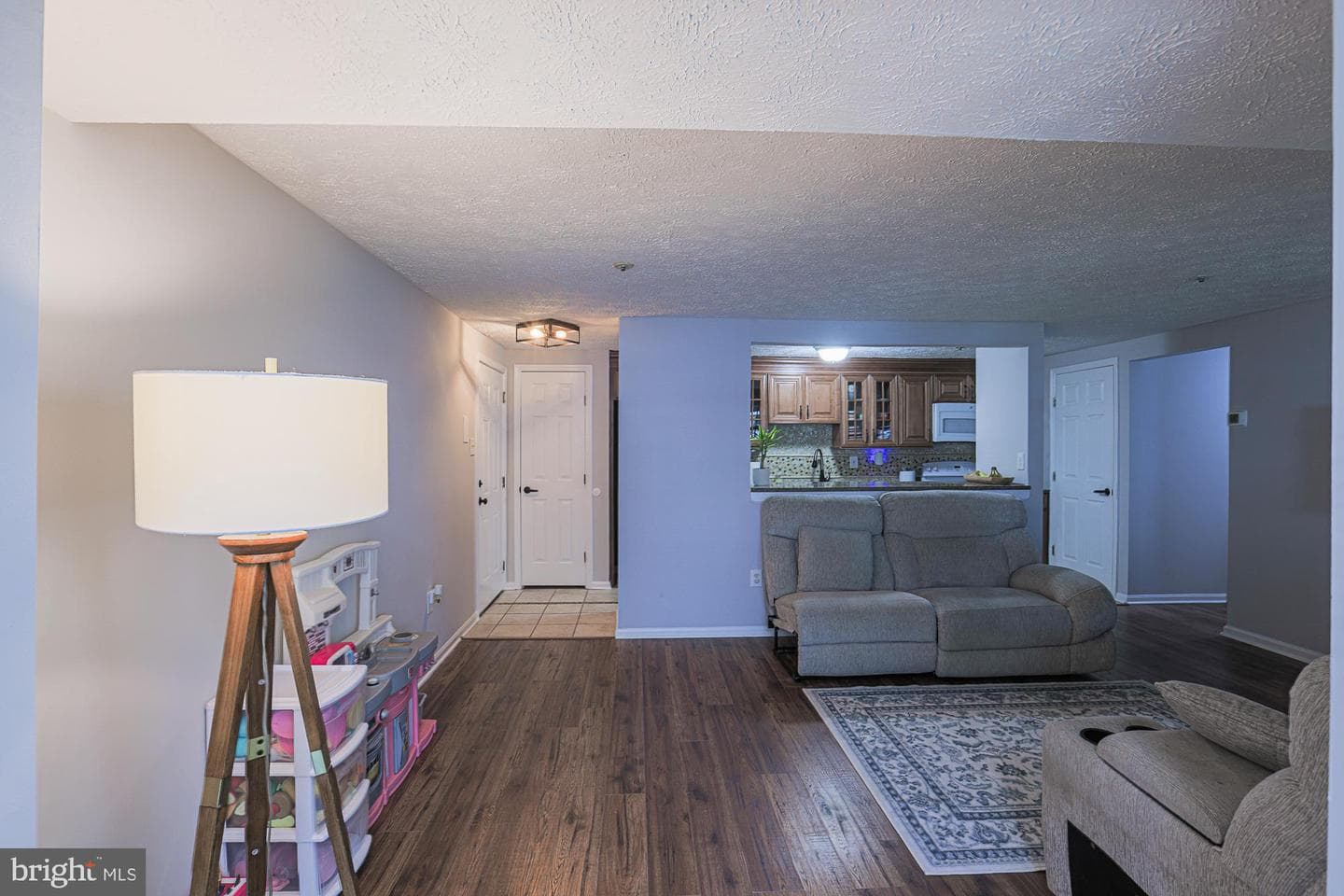 1301 Greenbriar Circle #7-1301 photo 4