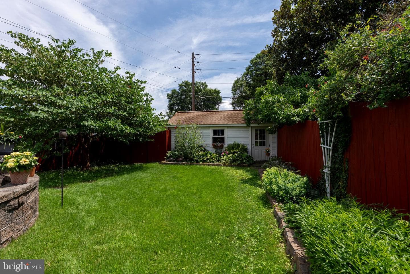 7915 Tilmont Avenue photo 37