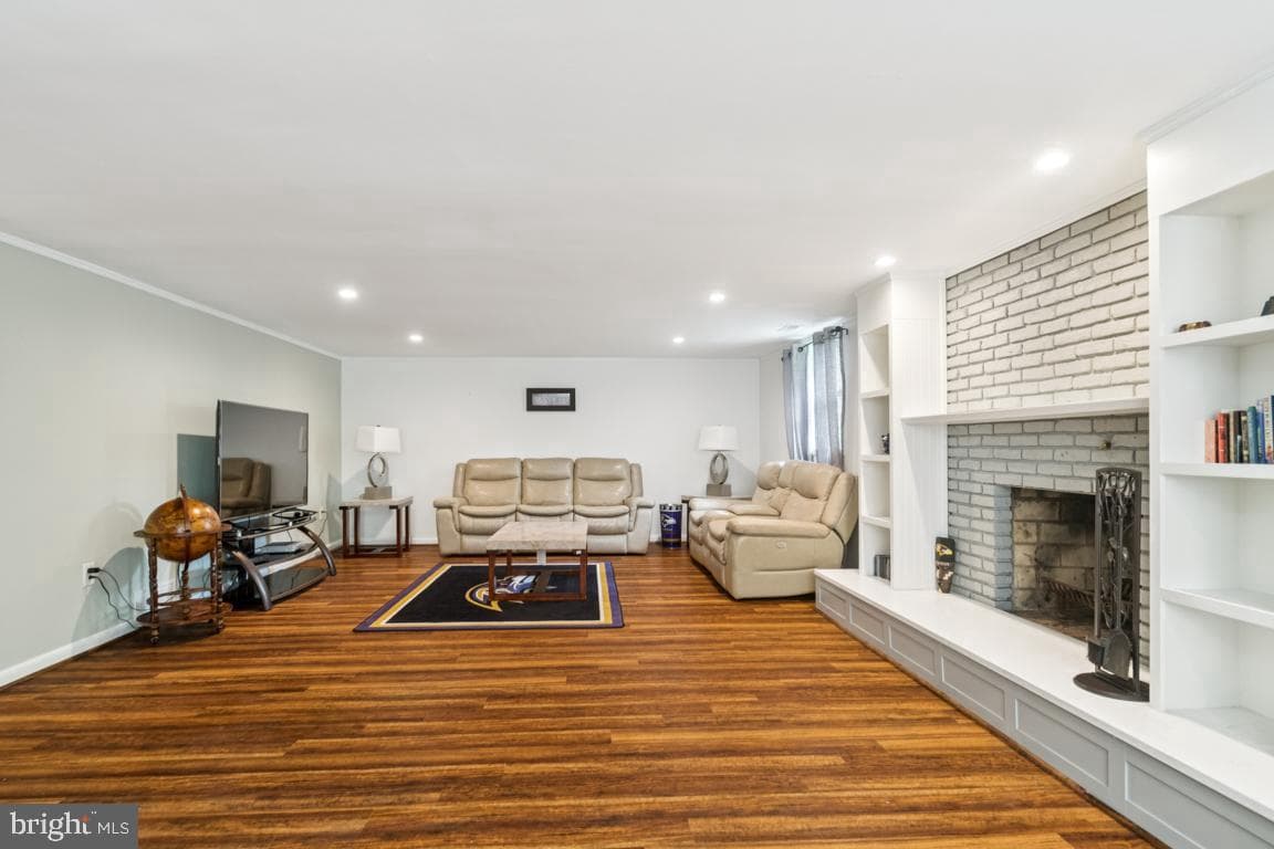 3703 Laburman Drive photo 20