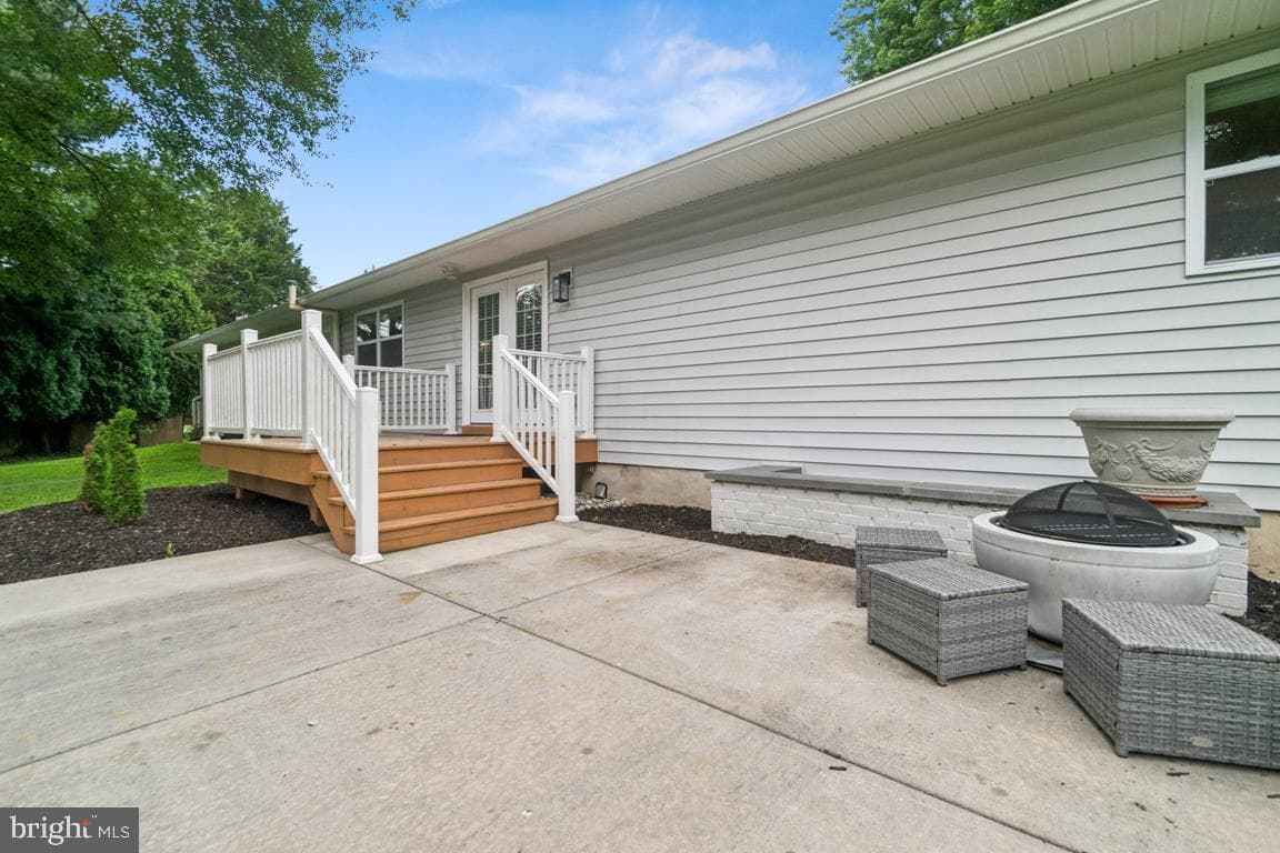 3703 Laburman Drive photo 23