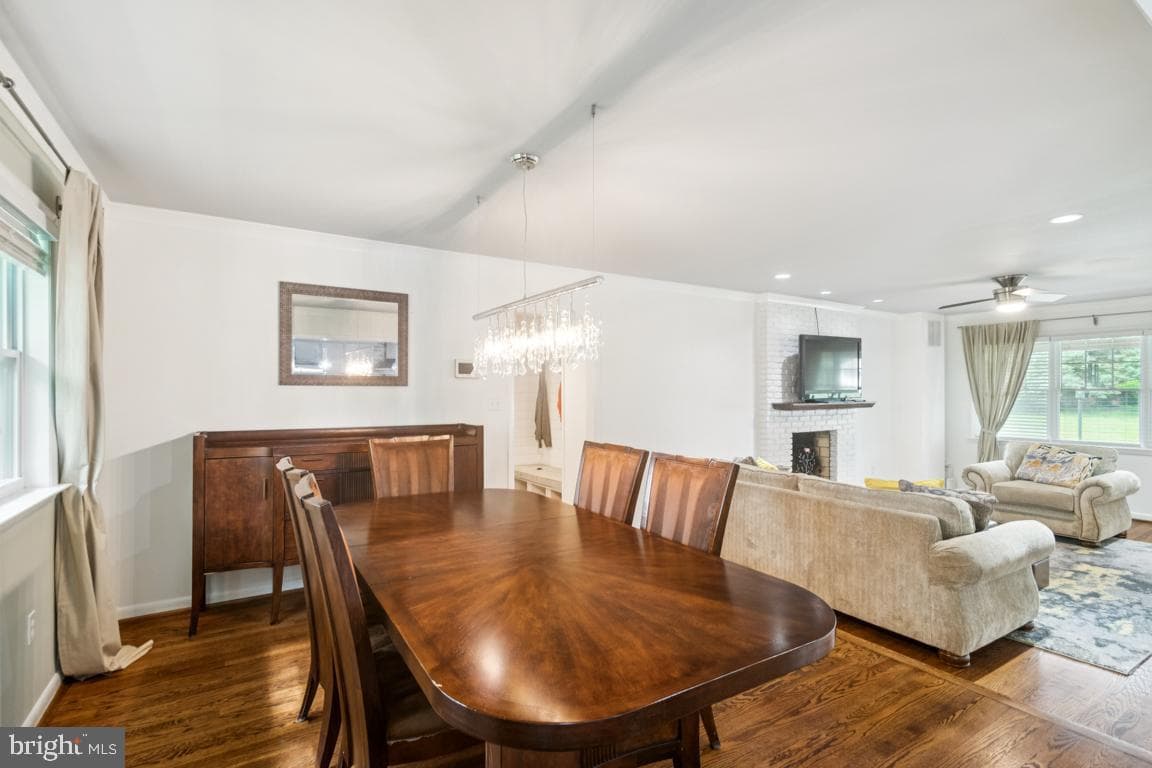 3703 Laburman Drive photo 4