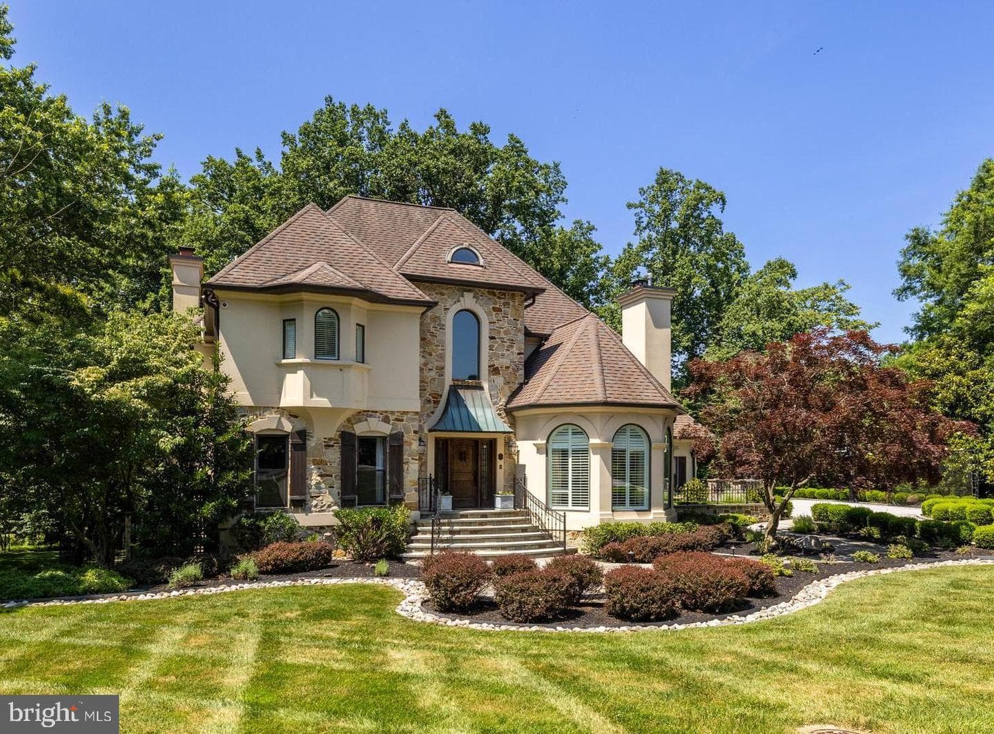 18 Hambleton Court, Pikesville