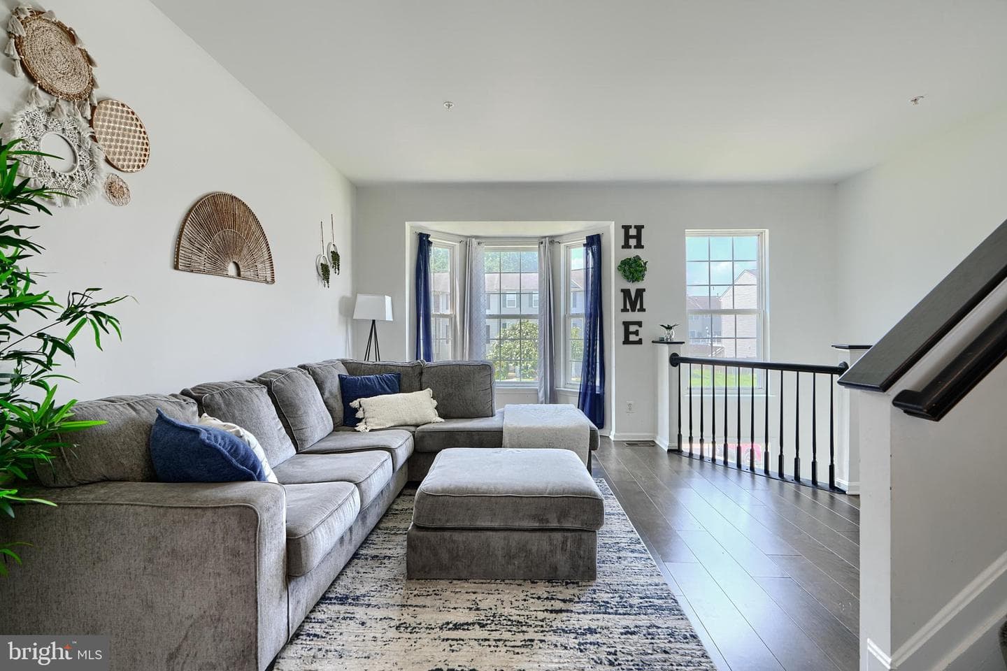 687 Seawave photo 16
