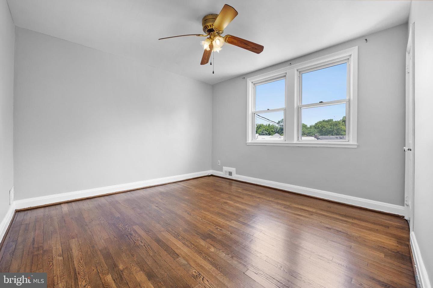 37 Briarwood Road photo 28