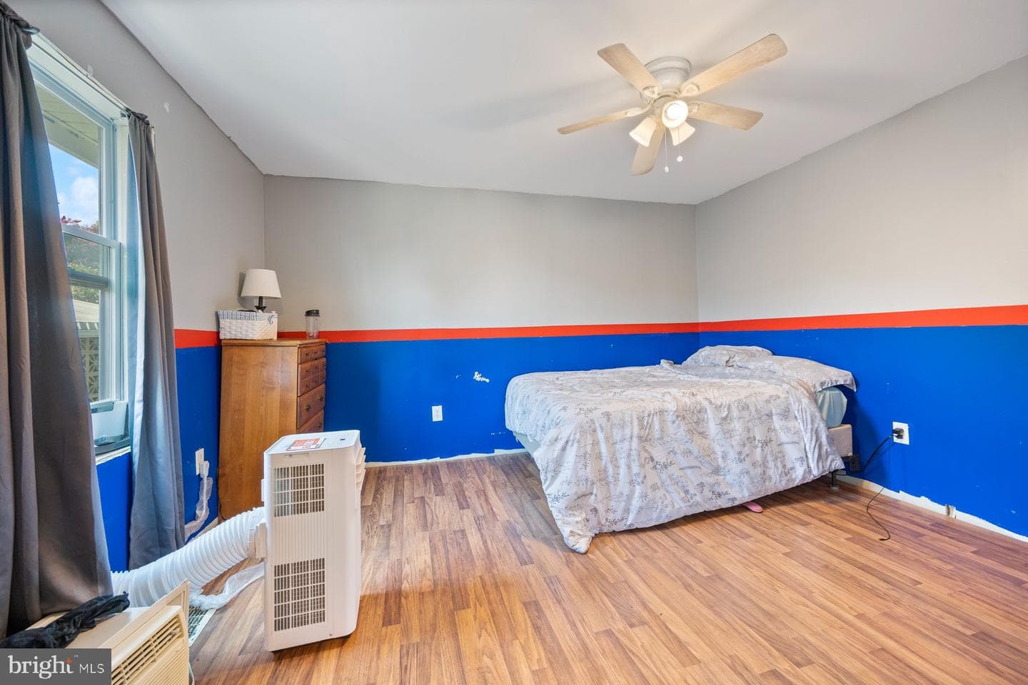 315 Riverside Drive photo 18