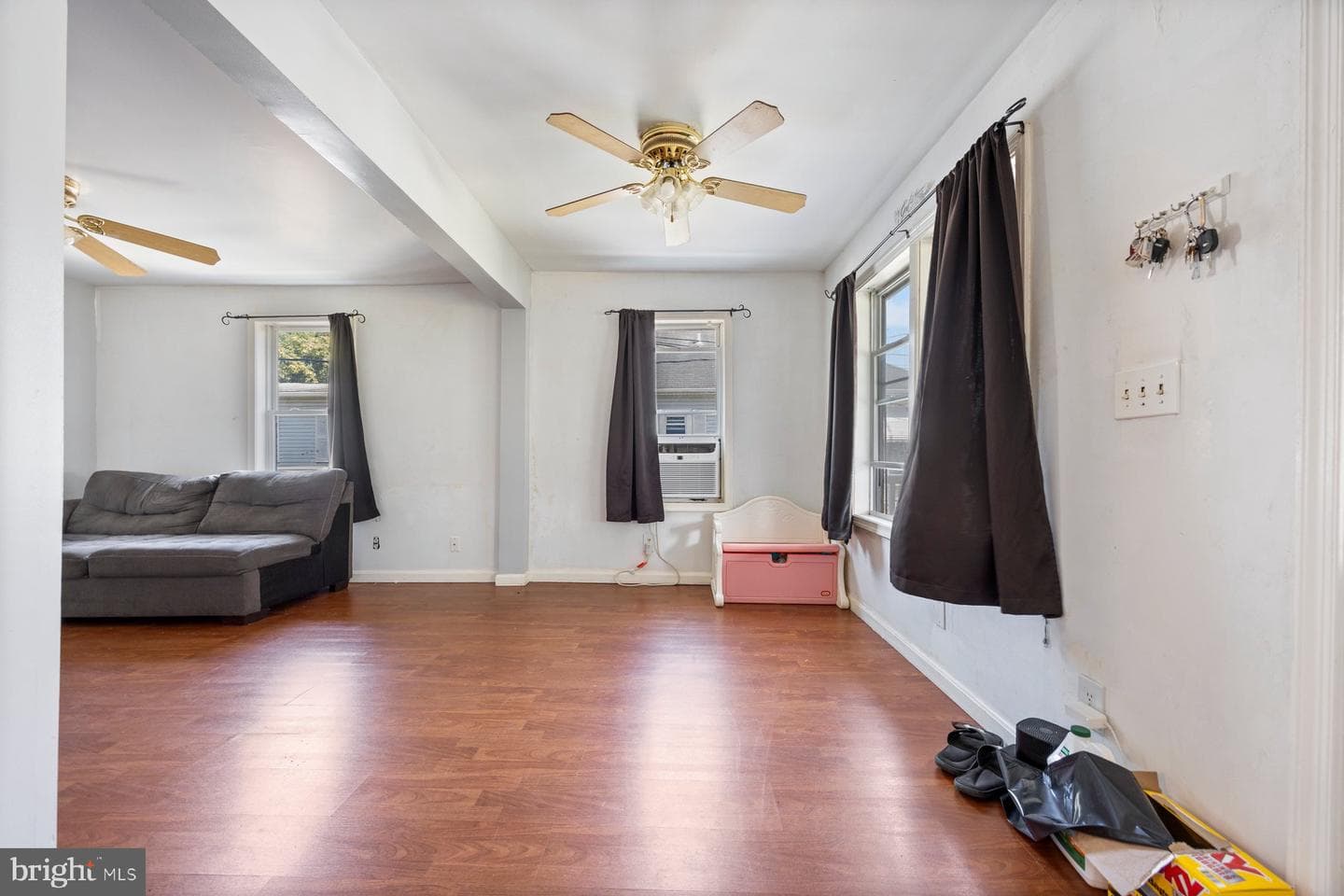 315 Riverside Drive photo 5