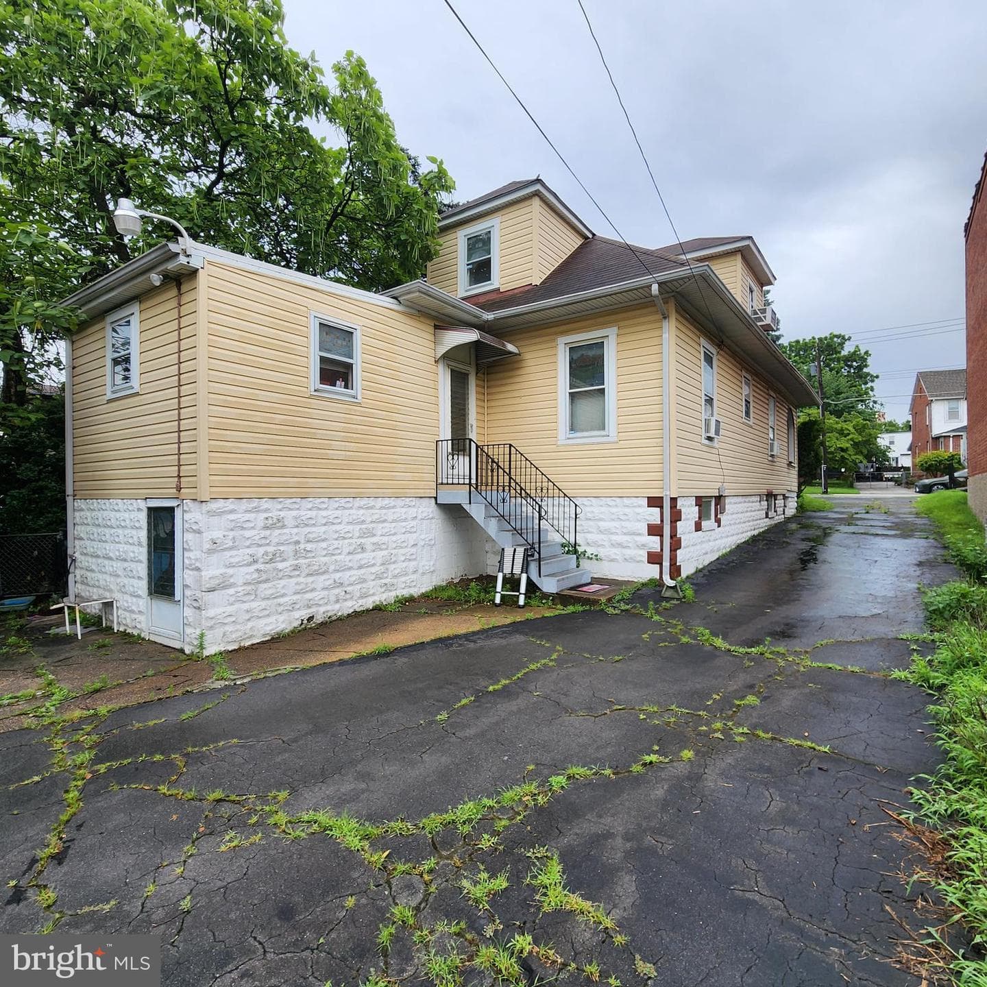6818 Holabird Avenue photo 16