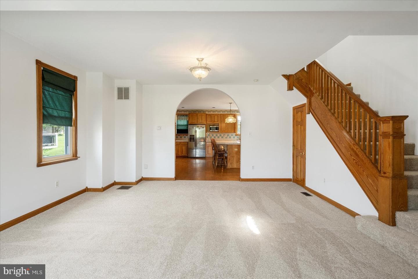 24 Henry Avenue photo 14