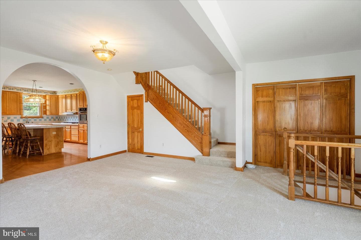 24 Henry Avenue photo 15