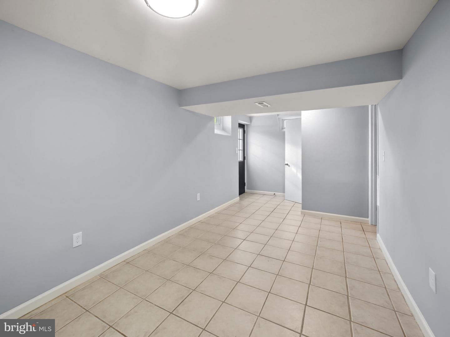 949 N Marlyn Avenue photo 32