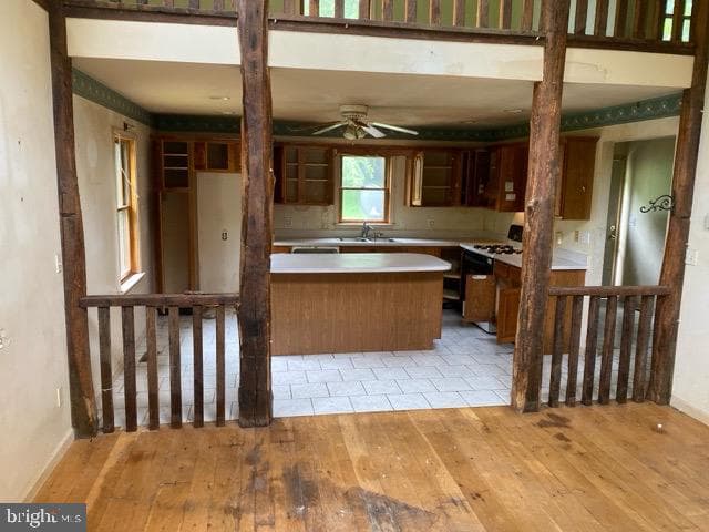 1419 Glencoe Road photo 3